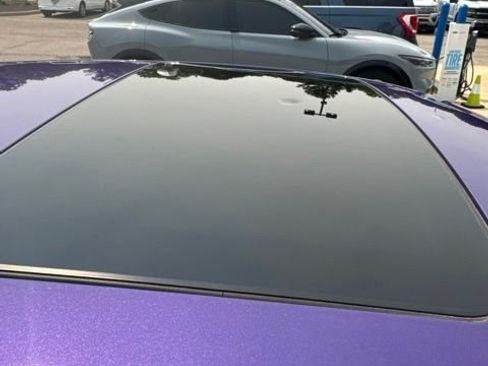 Used 2013 Dodge Challenger R/T RWD image 8