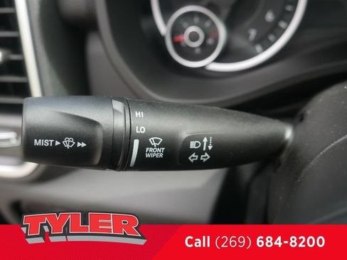 New 2026 RAM 1500 4x4 Crew Cab image 26