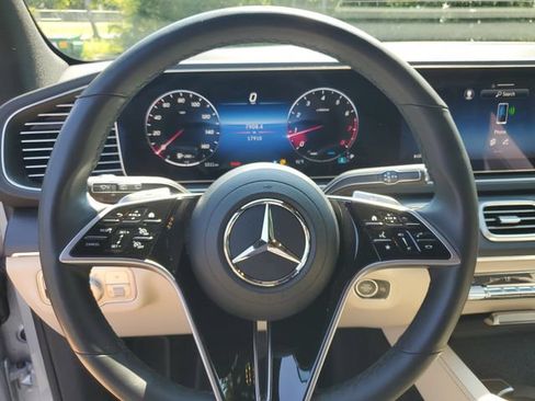Used 2026 Mercedes-Benz GLE 350 4MATIC image 11