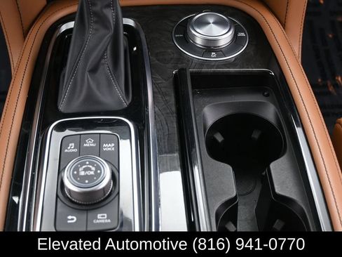 Used 2023 INFINITI QX80 Sensory w/ All-Season Package AWD/4WD image 26