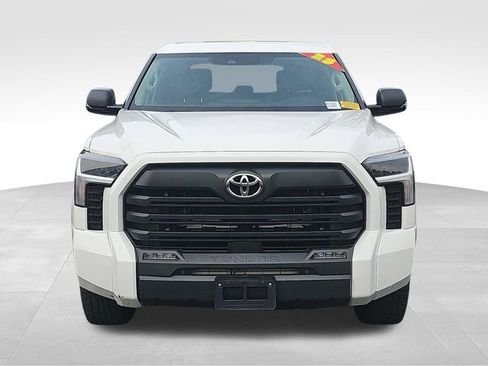 Used 2023 Toyota Tundra SR5 w/ SR5 Premium Package AWD/4WD image 9