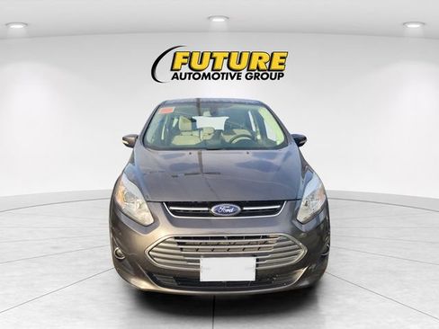 Used 2018 Ford C-MAX Titanium image 2