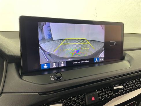 Used 2025 Honda Accord Sport image 8