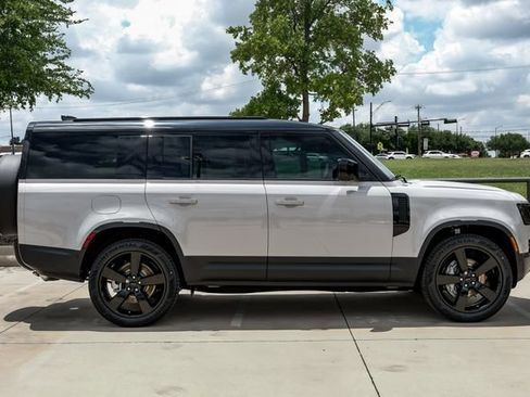 New 2026 Land Rover Defender 130 S AWD/4WD image 7