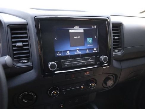 Used 2022 Nissan Frontier S w/ Technology Package AWD/4WD image 17