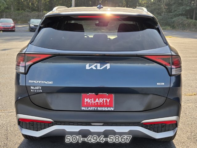 Used 2023 Kia Sportage EX AWD/4WD image 4
