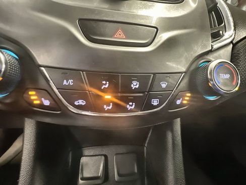 Used 2018 Chevrolet Cruze LT w/ Convenience Package image 21