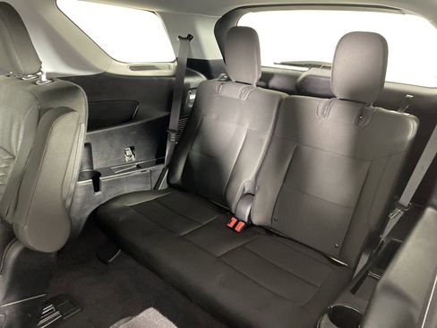 Used 2021 Ford Explorer XLT w/ Class III Trailer Tow Package image 32