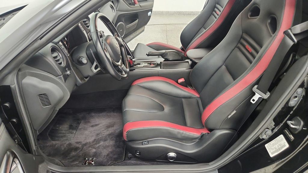 Used 2012 Nissan GT-R Black Edition AWD/4WD image 62
