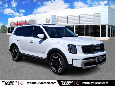 Used 2024 Kia Telluride EX AWD/4WD image 1