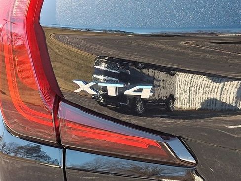 Used 2023 Cadillac XT4 Luxury w/ Cold Weather Package image 34
