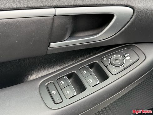 Used 2024 Hyundai Sonata SEL w/ Convenience Package FWD image 13
