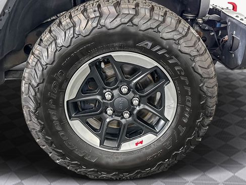 Used 2018 Jeep Wrangler Unlimited Rubicon image 30