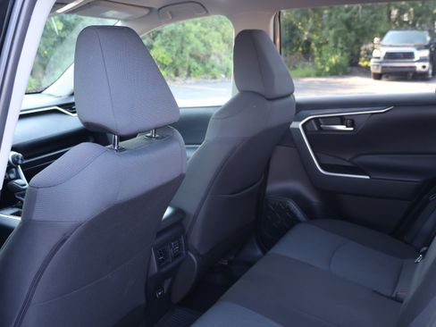 Certified 2025 Toyota RAV4 XLE FWD image 14