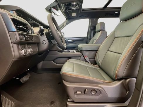 New 2026 GMC Yukon AT4 w/ AT4 Premium Package AWD/4WD image 15