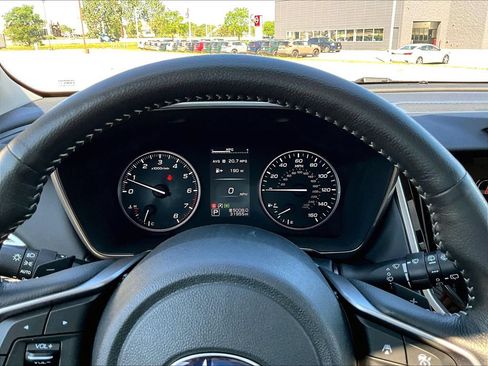 Used 2022 Subaru Outback Limited XT AWD/4WD image 15
