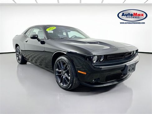 Used 2023 Dodge Challenger SXT w/ Plus Package image 1