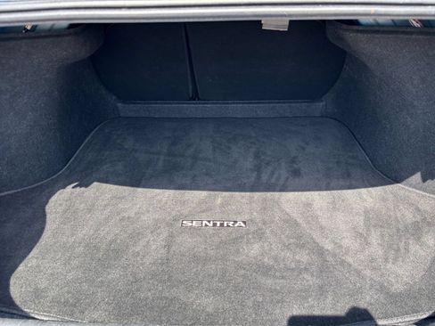 Used 2025 Nissan Sentra SV FWD image 24
