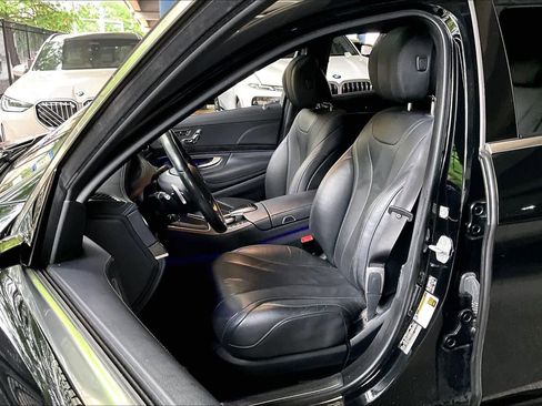 Used 2017 Mercedes-Benz S 550 Sedan image 7