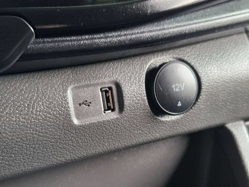 Used 2024 Ford Transit 150 Low Roof AWD image 7