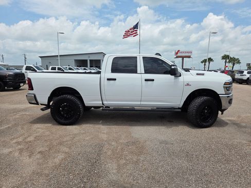 New 2026 RAM 2500 Tradesman AWD/4WD image 8