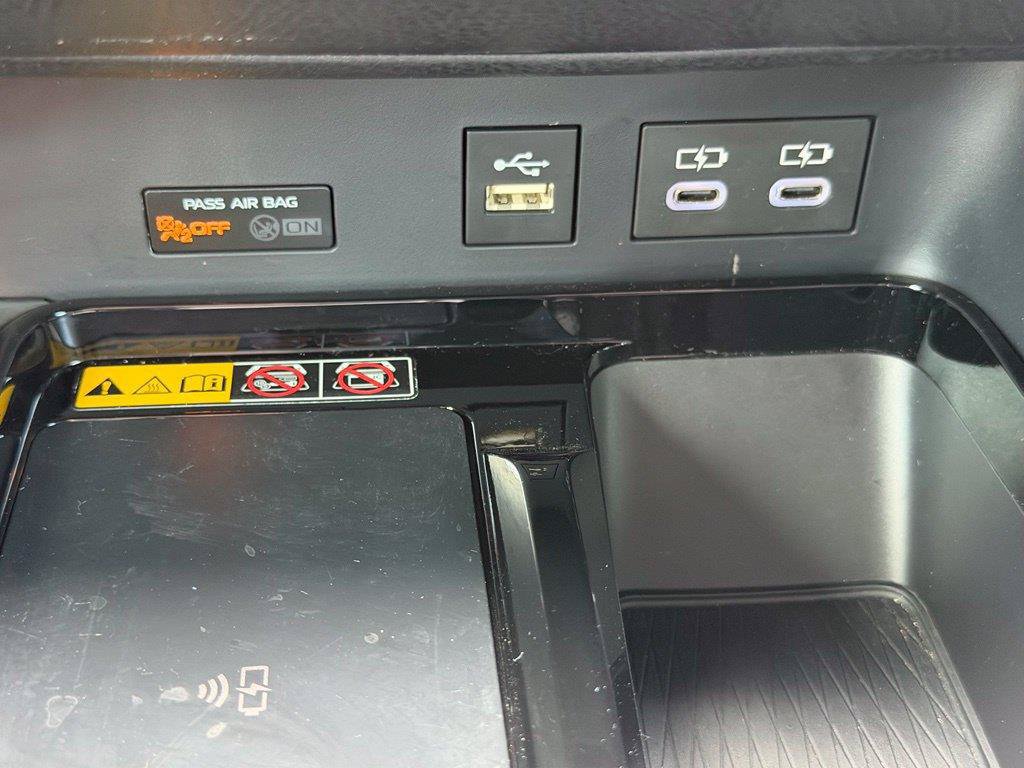 Used 2025 Toyota Camry XSE FWD image 22