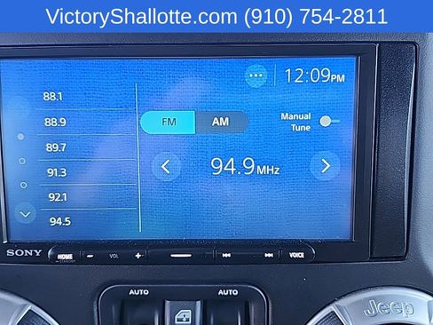 Used 2015 Jeep Wrangler Unlimited Sahara w/ Dual Top Group image 4