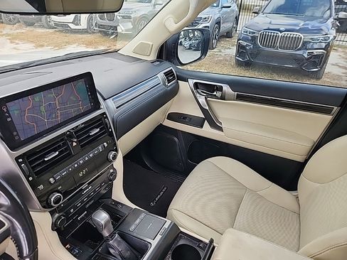 Used 2022 Lexus GX 460 Premium image 7