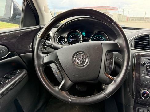 Used 2017 Buick Enclave Leather image 12