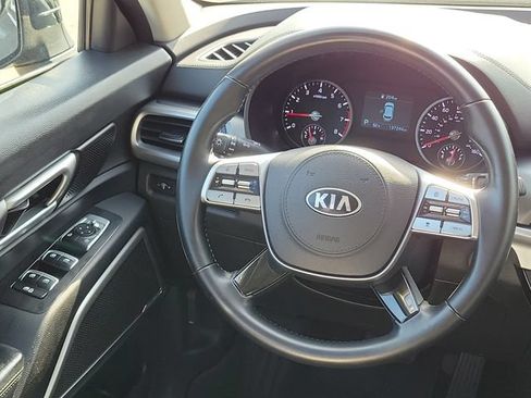 Used 2021 Kia Telluride LX FWD image 22