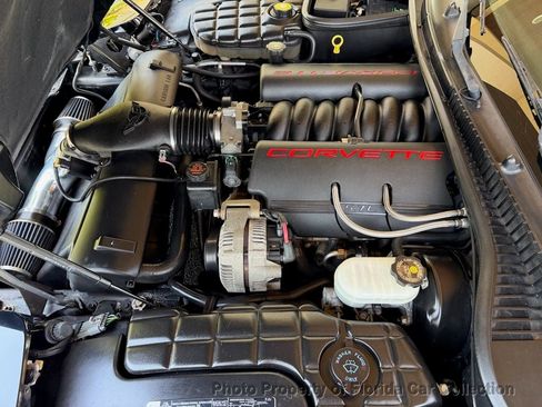 Used 1998 Chevrolet Corvette Coupe w/ Roof Pkg RWD image 68