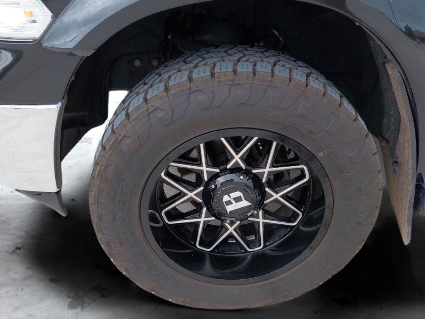 Used 2019 RAM 1500 Big Horn AWD/4WD image 9