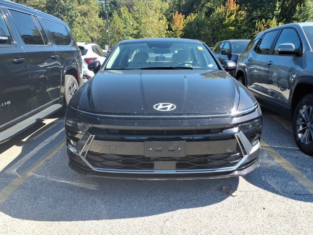 Used 2024 Hyundai Sonata SEL FWD image 2