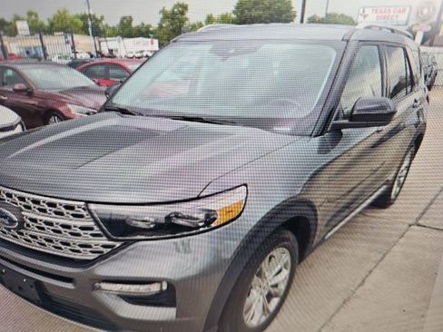 Used 2024 Ford Explorer Limited image 1