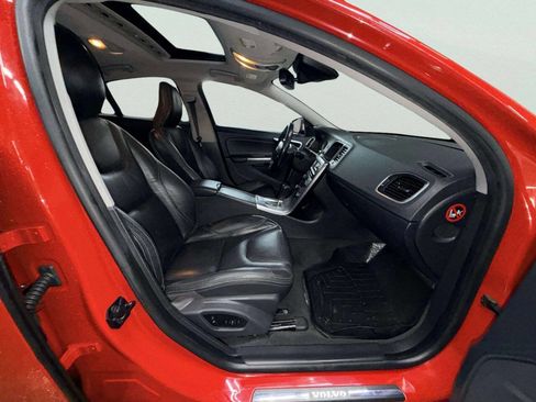 Used 2012 Volvo S60 T6 R-Design image 26