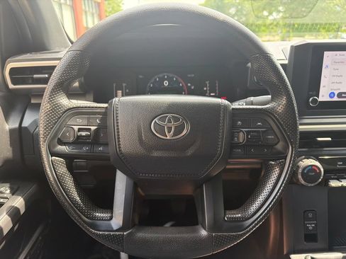 Used 2024 Toyota Tacoma SR w/ SR Upgrade Package AWD/4WD image 30