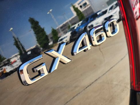 Used 2021 Lexus GX 460 Premium AWD/4WD image 11