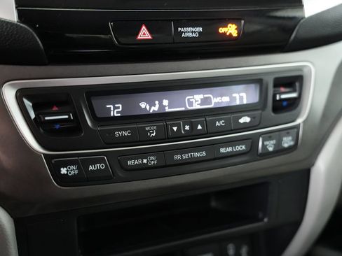 Used 2017 Honda Pilot EX image 28