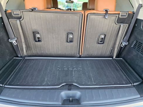 Used 2022 Nissan Pathfinder Platinum w/ Cargo Package image 30