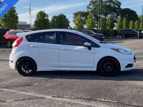 Used 2015 Ford Fiesta ST FWD image 9