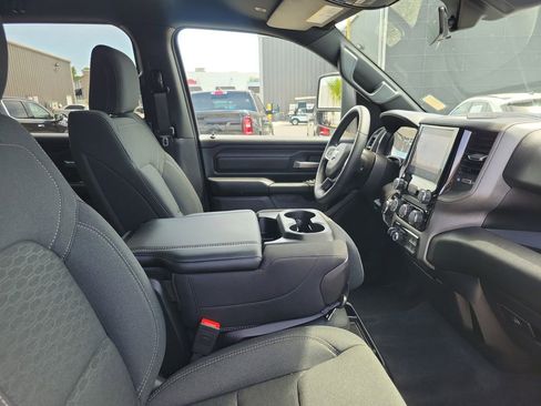 Used 2026 RAM 1500 Express AWD/4WD image 35