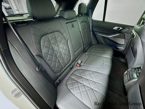 Certified 2024 BMW X5 xDrive50e w/ Premium Package image 29