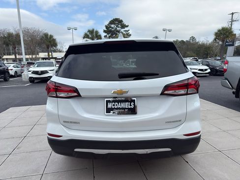 Used 2022 Chevrolet Equinox Premier FWD image 4