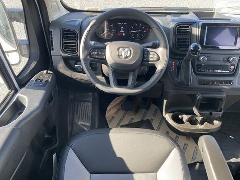 New 2026 RAM ProMaster 2500 w/ Convenience Group image 32