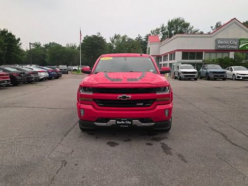 Used 2018 Chevrolet Silverado 1500 LT w/ Rally 2 Edition AWD/4WD image 3