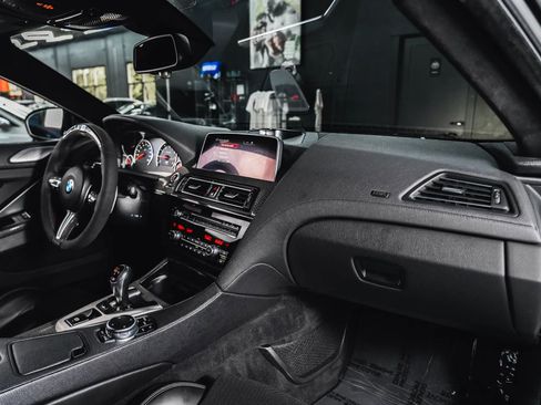 Used 2016 BMW M6 Gran Coupe w/ Executive Package RWD image 56