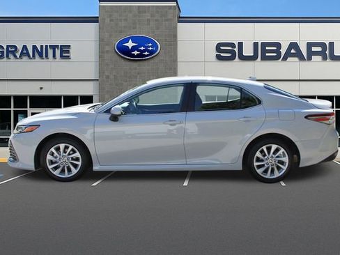 Used 2024 Toyota Camry LE image 5