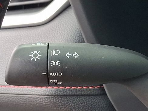 Used 2024 Toyota RAV4 SE w/ Weather & Moonroof Package AWD/4WD image 26