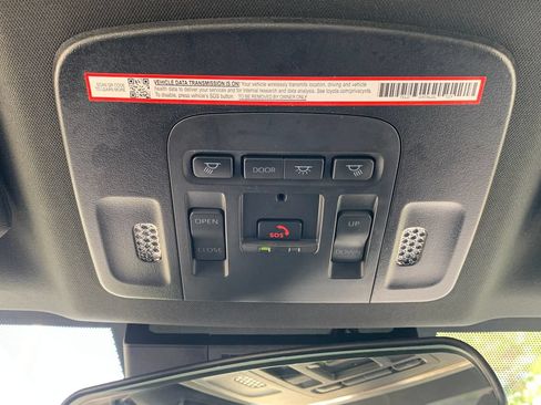 Used 2026 Toyota Camry SE FWD image 19