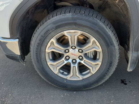 Used 2024 GMC Sierra 1500 SLT image 7